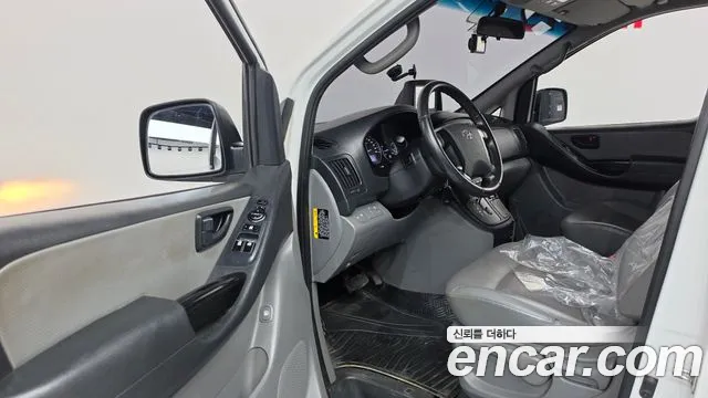 Hyundai Starex 2019 thumb 10