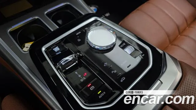 BMW 7 серии 2023 thumb 9