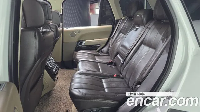 Land Rover Range Rover 2015 thumb 11