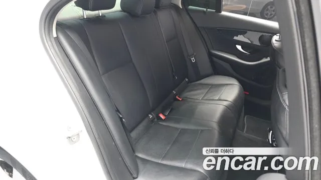 Mercedes-Benz C-Класс 2018 thumb 11