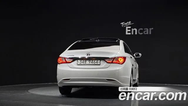 Hyundai Sonata 2011 thumb 3