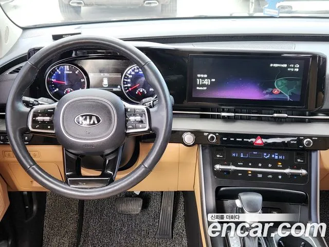 Kia Carnival 2021 thumb 9