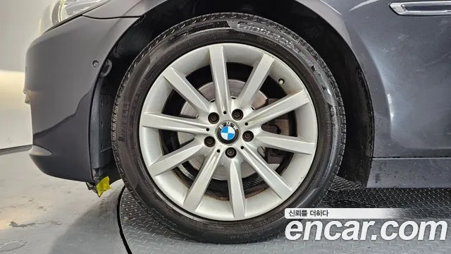 BMW 5 серии 2013 thumb 5