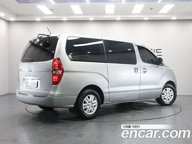 Hyundai Starex 2019 thumb 3