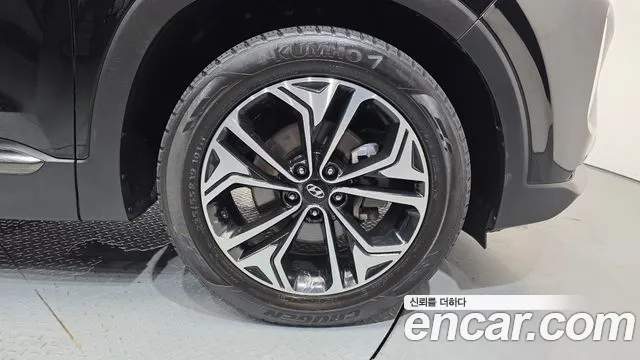 Hyundai Santa Fe 2019 thumb 5