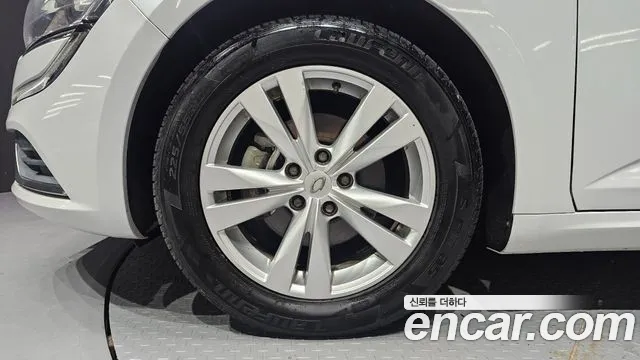 Renault Megane 2016 thumb 5
