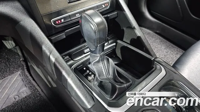 Renault Megane 2016 thumb 9
