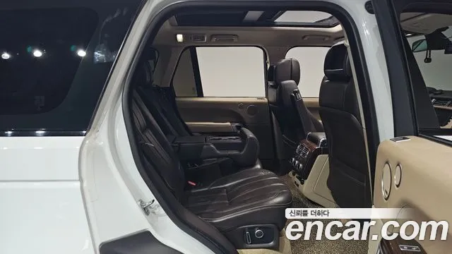 Land Rover Range Rover 2016 thumb 11