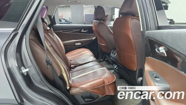 Kia Sorento 2016 thumb 11