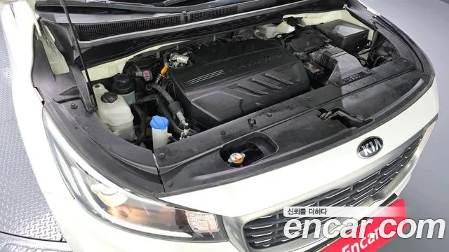 Kia Carnival 2019 thumb 6