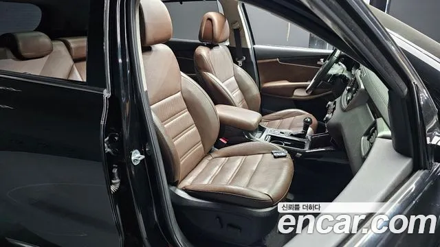 Kia Sorento 2015 thumb 12