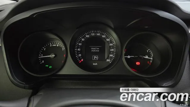 Renault Megane 2018 thumb 8