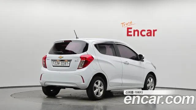 Chevrolet Spark 2016 thumb 2