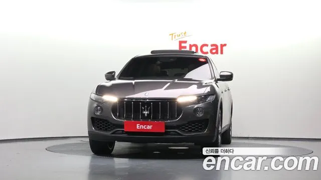 Maserati Levante 2017 thumb 3