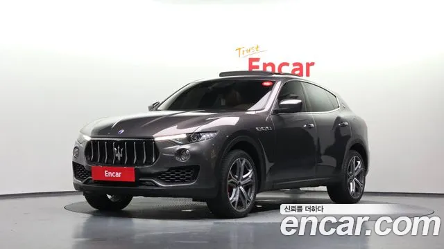 Maserati Levante 2017 thumb 12
