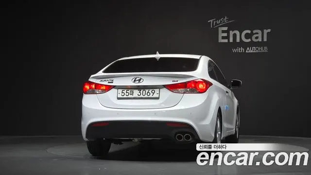 Hyundai Avante 2013 thumb 4