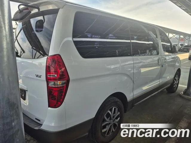 Hyundai Starex 2017 thumb 3