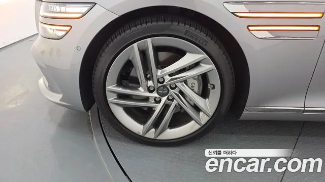 Genesis G80 2025 thumb 4