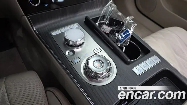 Genesis G80 2025 thumb 8