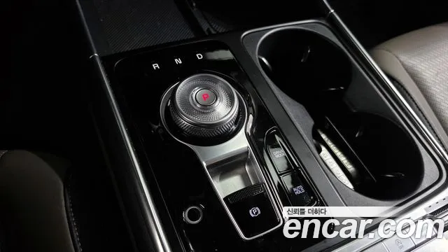 Kia Carnival 2024 thumb 9