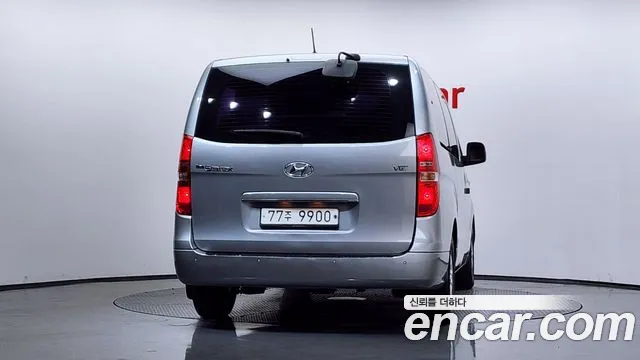 Hyundai Starex 2016 thumb 4