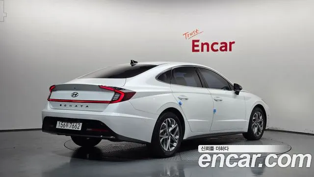Hyundai Sonata 2022 thumb 2