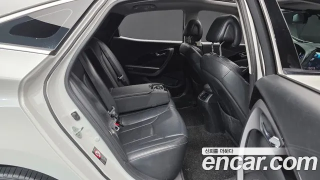Hyundai Grandeur 2013 thumb 12