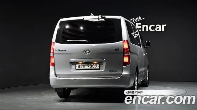 Hyundai Starex 2018 thumb 3