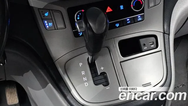 Hyundai Starex 2018 thumb 8
