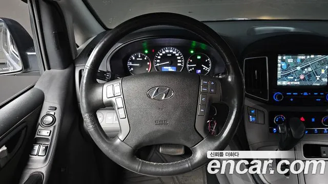 Hyundai Starex 2018 thumb 12