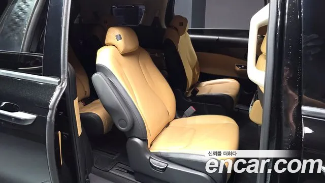 Kia Carnival 2022 thumb 11