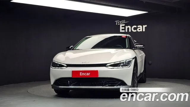 Kia EV6 2022 thumb 3
