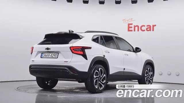 Chevrolet Tracker 2025 thumb 2