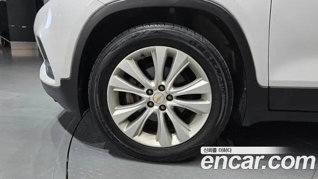Chevrolet Tracker 2017 thumb 5