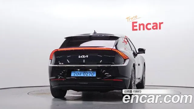 Kia EV6 2021 thumb 4