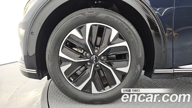 Kia EV6 2021 thumb 5