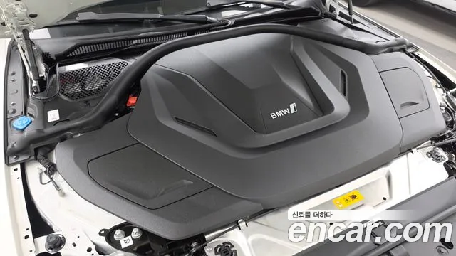 BMW i4 2025 thumb 6