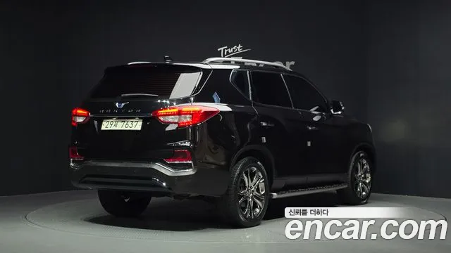 KG_Mobility_Ssangyong Rexton 2017 thumb 2