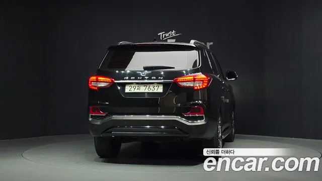 KG_Mobility_Ssangyong Rexton 2017 thumb 4