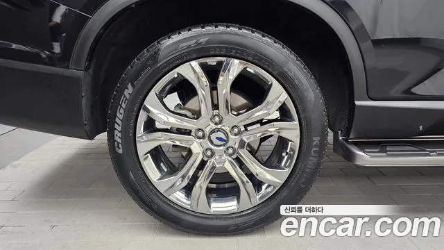 KG_Mobility_Ssangyong Rexton 2017 thumb 5
