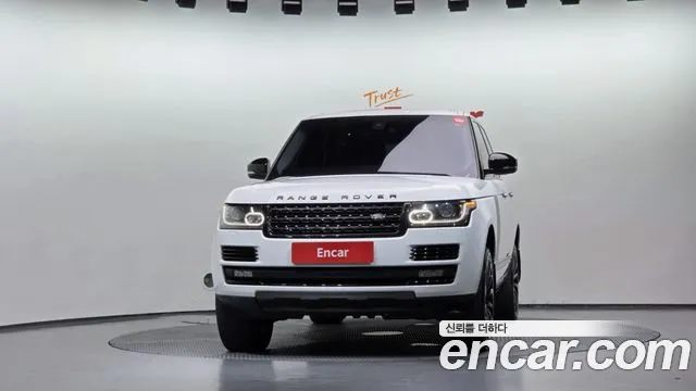Land Rover Range Rover 2015 thumb 3