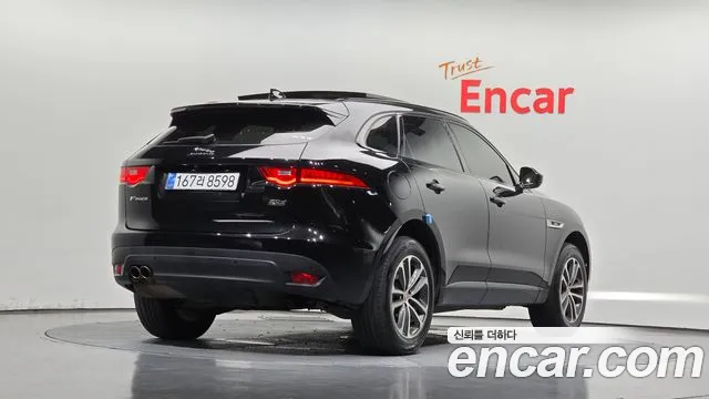 Jaguar F-Pace 2019 thumb 2
