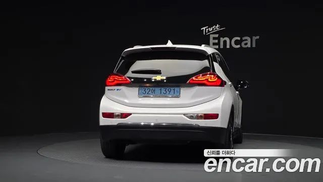 Chevrolet Bolt 2018 thumb 4