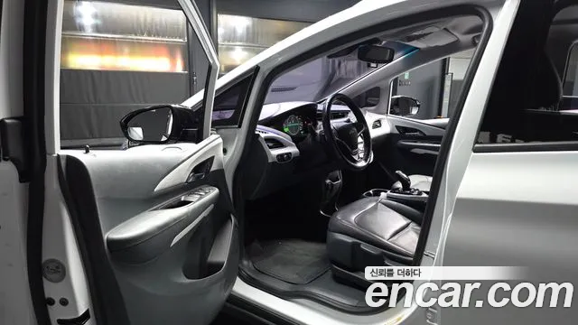 Chevrolet Bolt 2018 thumb 10