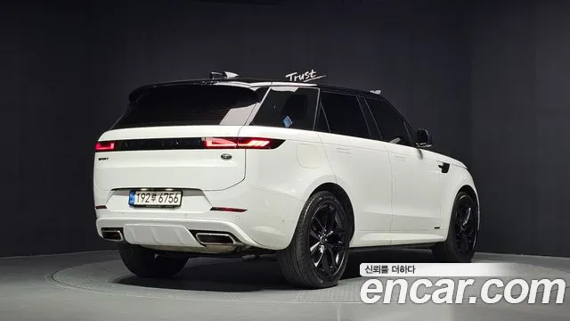 Land Rover Range Rover Sport 2023 thumb 2