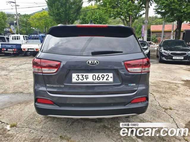 Kia Sorento 2016 thumb 6