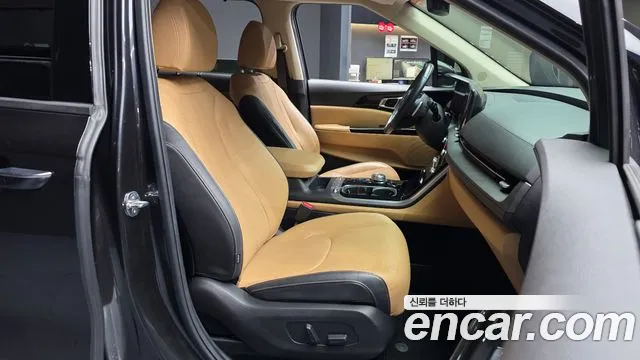 Kia Carnival 2022 thumb 11