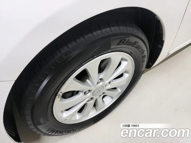Kia K3 2015 thumb 8