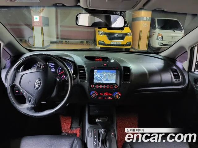 Kia K3 2015 thumb 10