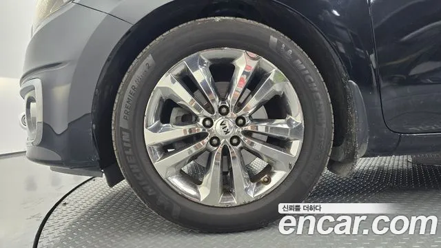 Kia Carnival 2015 thumb 5